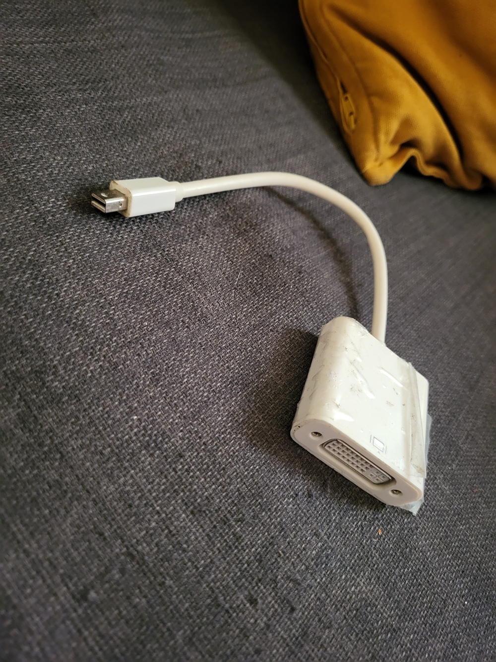 White Mini DisplayPort to DVI Adapter Cable